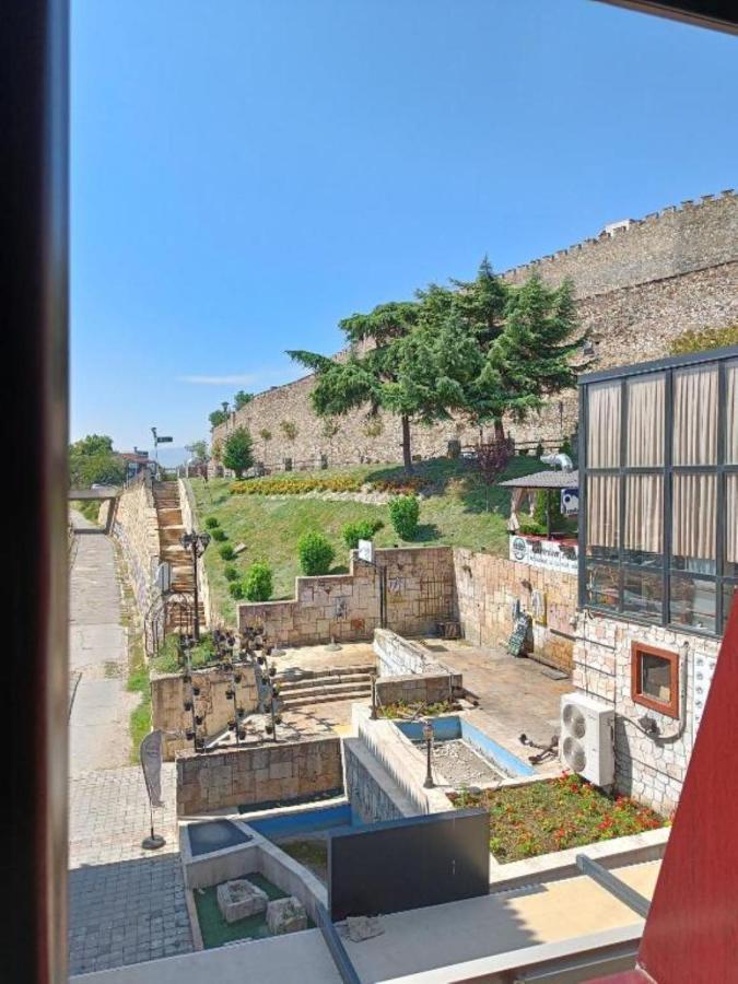 Hotel Castrum Скопие Екстериор снимка