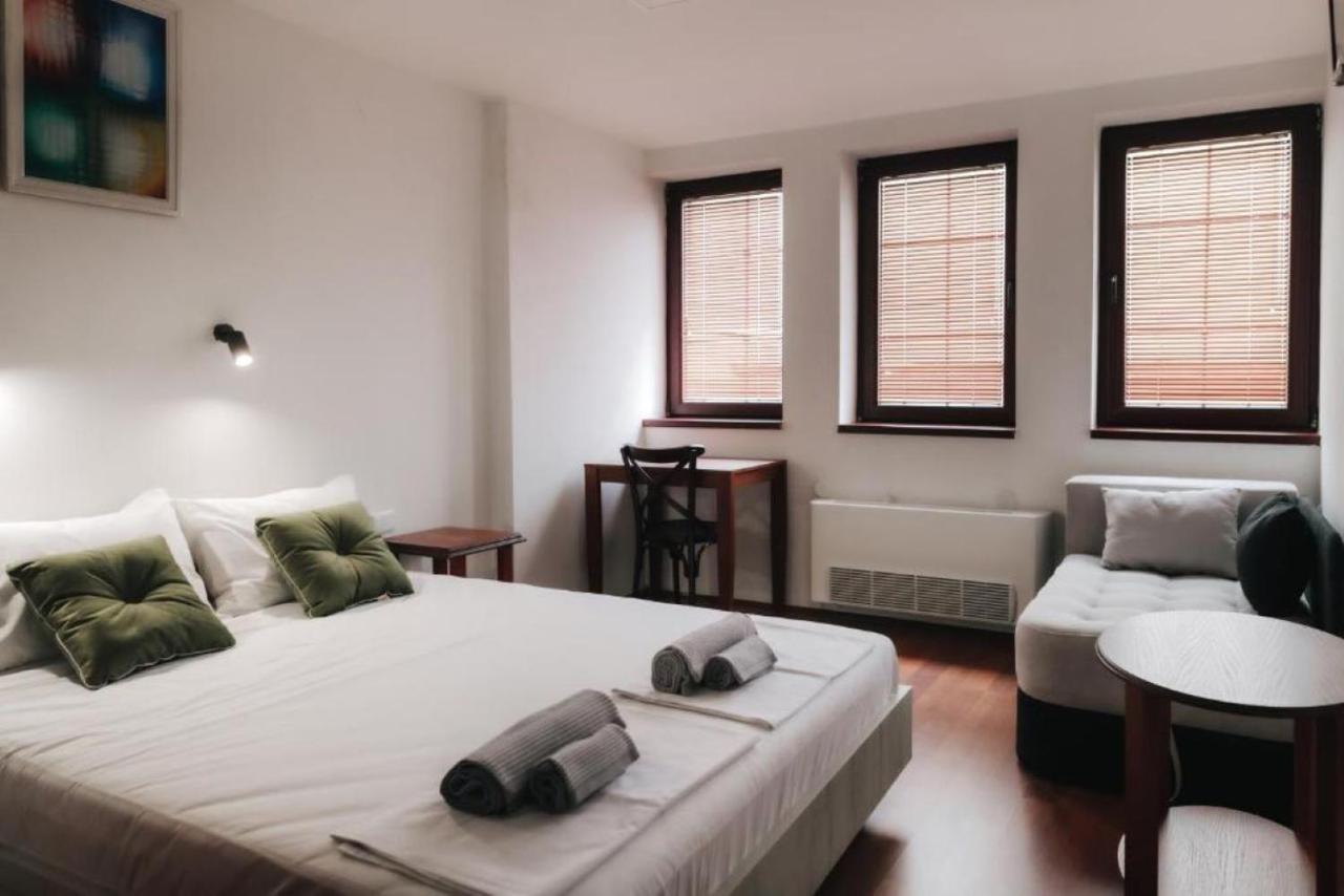Hotel Castrum Скопие Екстериор снимка
